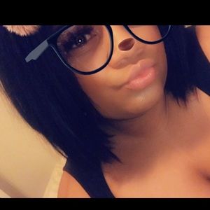 Meet your Posher, Sydney